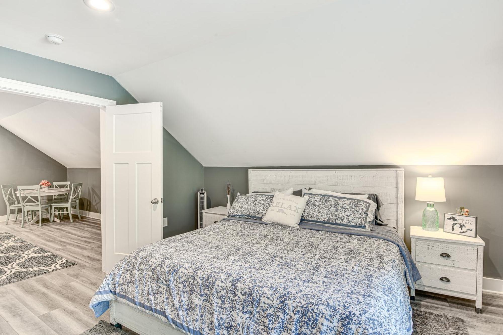 Benton Harbor Apt With Balcony And Shared Fire Pit 외부 사진